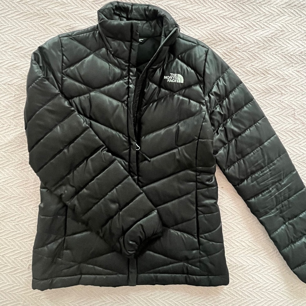 The North Face women’s zip jacket down